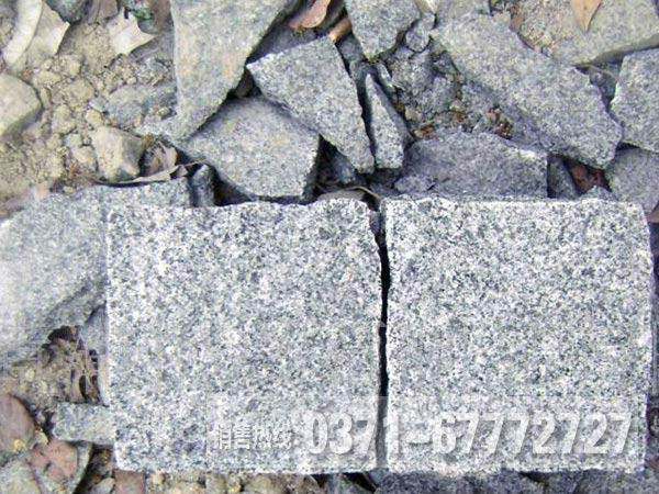 花崗巖破碎、制砂方案設備詳解