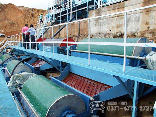 紅星赤鐵礦磁選設備作業現場 紅星赤鐵礦磁選設備作業現場