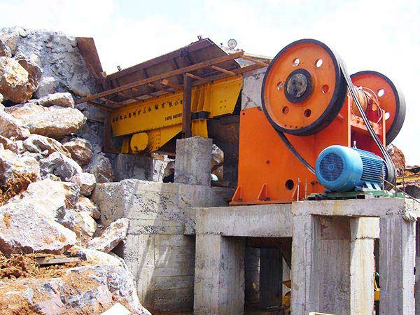磷礦石破碎機現場 磷礦石破碎機現場