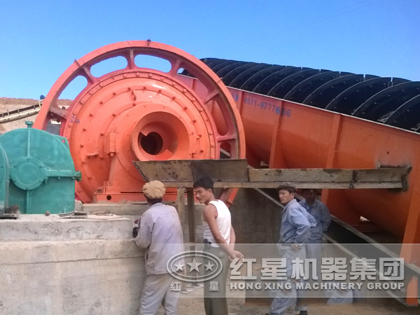 選金礦生產現場 選金礦生產現場