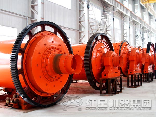 排列整齊的選礦球磨機 排列整齊的選礦球磨機