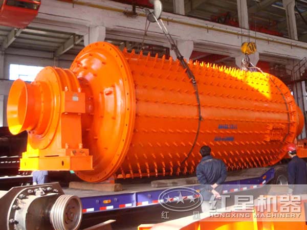 選礦球磨機發貨現場 選礦球磨機發貨現場