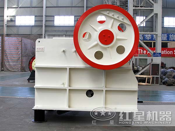 巖石破碎機側面圖 巖石破碎機側面圖