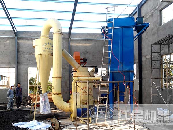 工作中的組合式選粉機 工作中的組合式選粉機