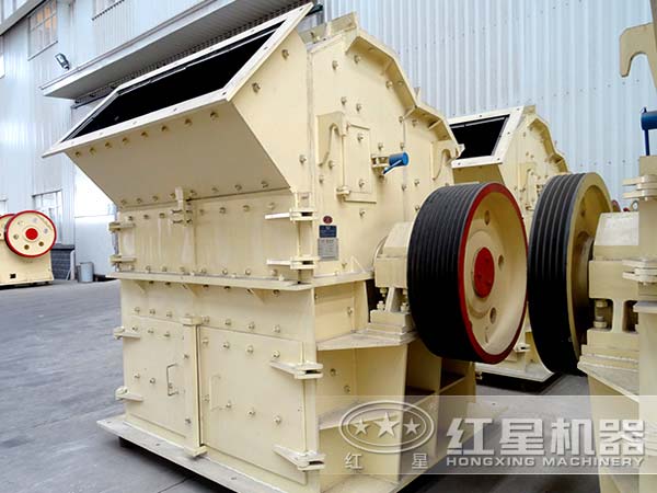 大型超細粉碎機 大型超細粉碎機