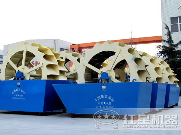 洗砂機廠家廠區一角 洗砂機廠家廠區一角