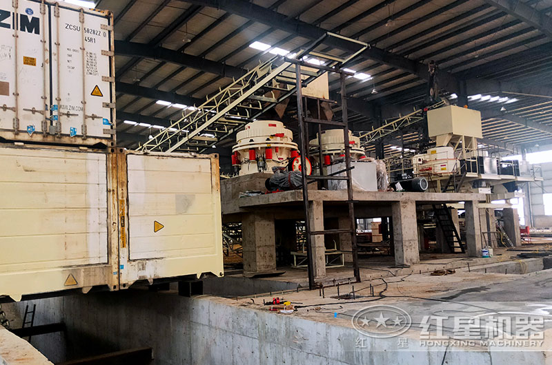 山東客戶河卵石制砂現場實拍圖 山東客戶河卵石制砂現場實拍圖