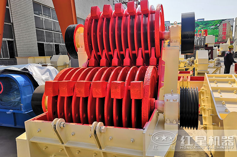 雙級破碎機內部結構 雙級破碎機內部結構