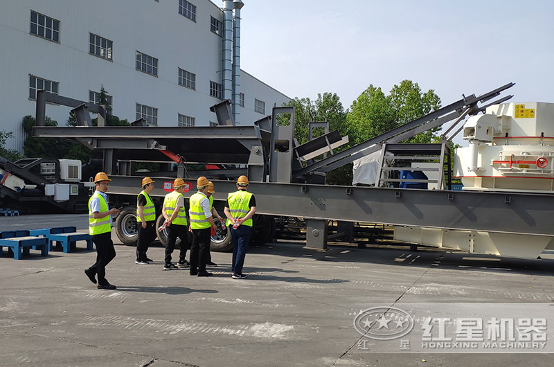 客戶到廠考察現貨設備 客戶到廠考察現貨設備