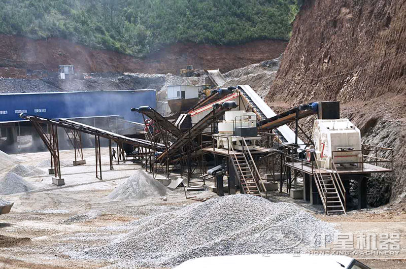 瓜米石制砂生產現場圖片
