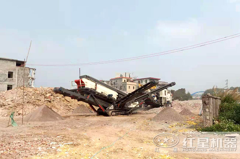 山東客戶移動鄂破機作業現場 山東客戶移動鄂破機作業現場