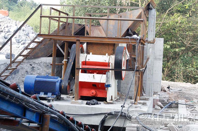 鄂破處理鵝卵石生產現場 鄂破處理鵝卵石生產現場