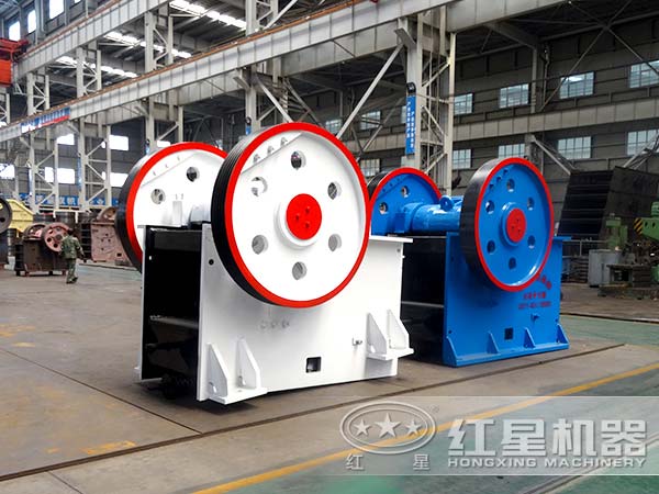 優質顎式破碎機廠家生產車間 優質顎式破碎機廠家生產車間