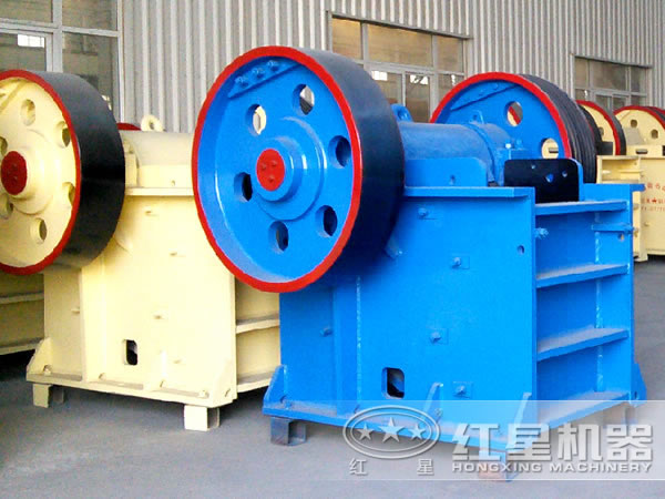 鄂式破碎機機架 鄂式破碎機機架