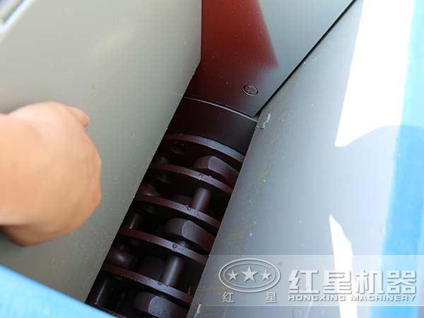 錘式打砂機局部細節 錘式打砂機局部細節
