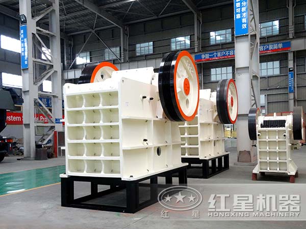 不同規格下的鈉長石顎式破碎機 不同規格下的鈉長石顎式破碎機