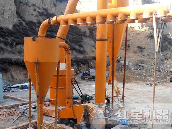 鈦白粉磨粉機投產現場 鈦白粉磨粉機投產現場