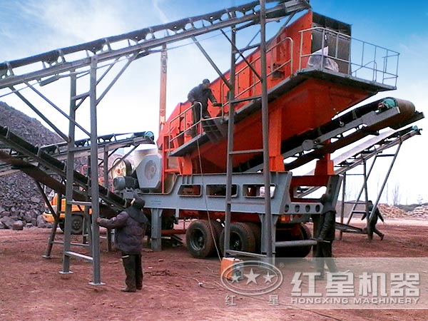 移動破碎站安裝現場 移動破碎站安裝現場