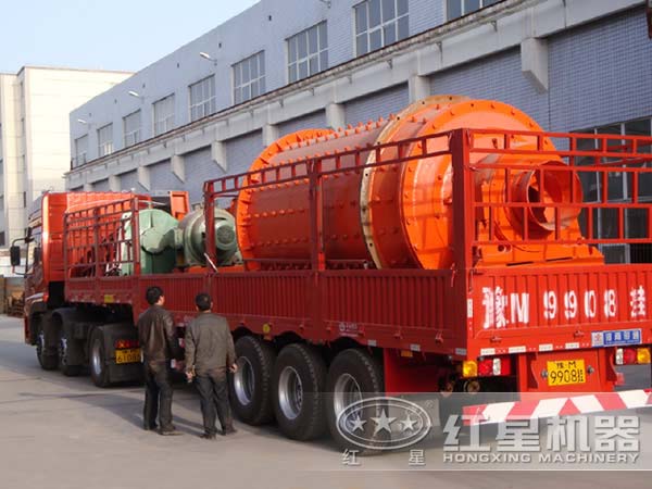 石英棒磨機發貨現場 石英棒磨機發貨現場