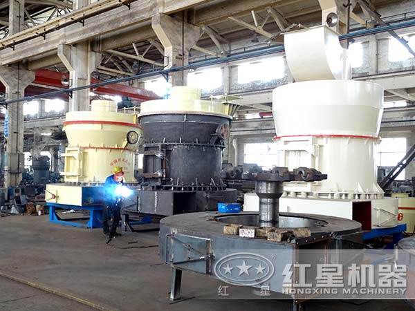 雷蒙磨粉機加工車間 雷蒙磨粉機加工車間