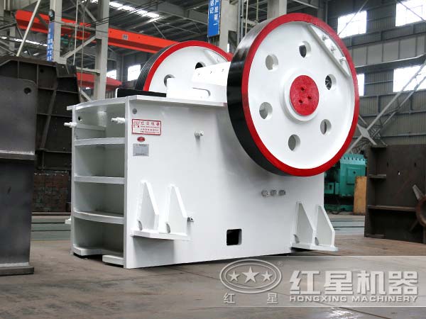 1215廢鋼鄂式破碎機多少錢一臺？預期產值可達多少噸？