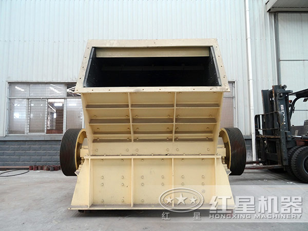 1315反擊式破碎機時產量可達多少噸？