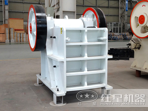 鄂式破碎機 鄂式破碎機