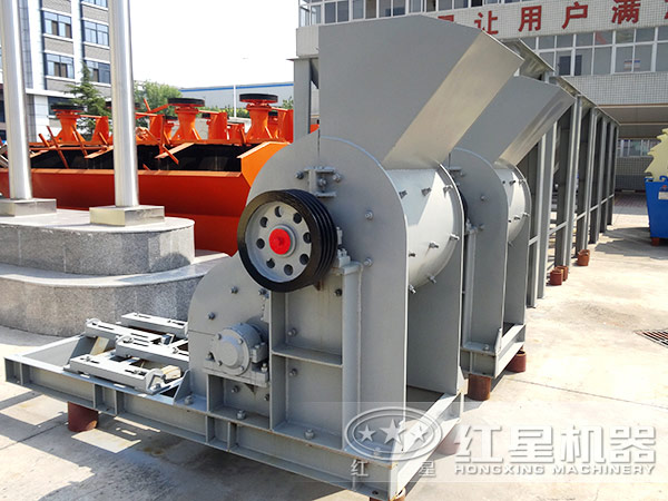 大塊煤怎么弄碎？無篩底雙級粉碎機來幫忙