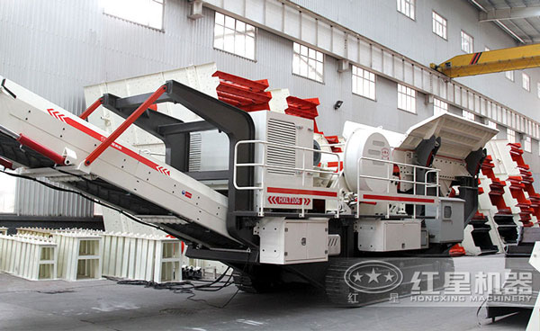 小型履帶移動砸石機