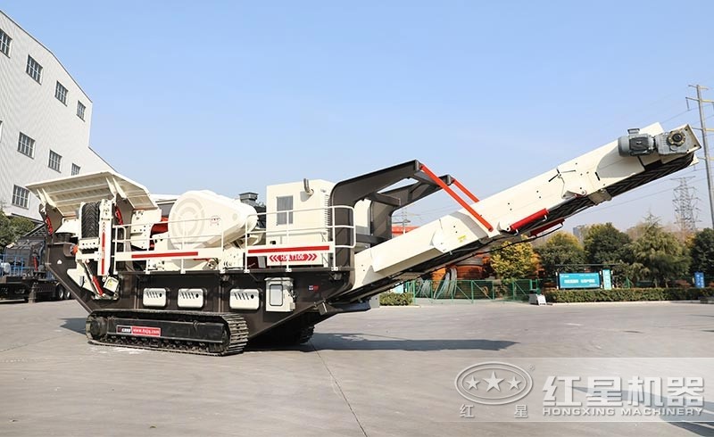 這部移動履帶一體式破碎機，節能環保，產量高，用戶表示很滿意