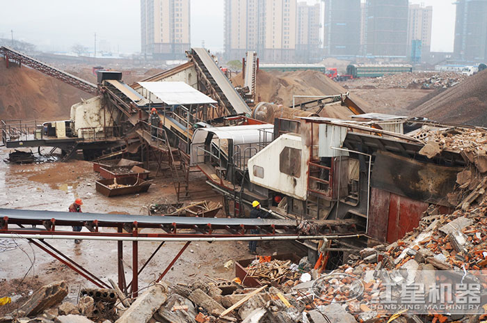 車載建筑垃圾粉碎機客戶作業現場 車載建筑垃圾粉碎機客戶作業現場