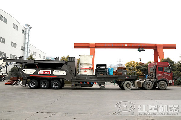 時產300噸石料流動圓錐磕石機裝車發貨 時產300噸石料流動圓錐磕石機裝車發貨