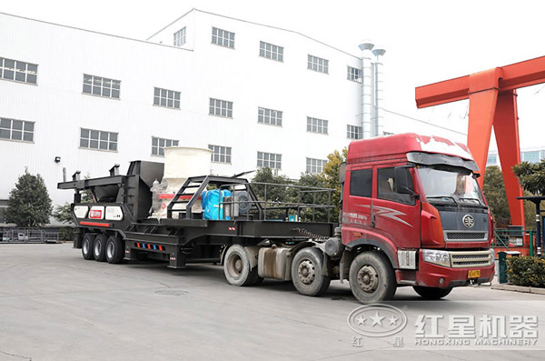 小型車式流動石子粉碎機商家發貨現場 小型車式流動石子粉碎機商家發貨現場