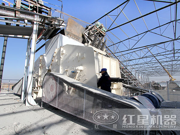 紅星技術經理為用戶進行現場指導 紅星技術經理為用戶進行現場指導