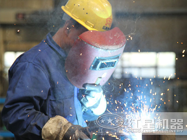 反擊破碎機生產車間 反擊破碎機生產車間