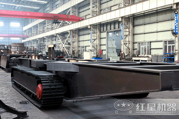 大型流動粉碎石頭一體機的履帶底盤 大型流動粉碎石頭一體機的履帶底盤