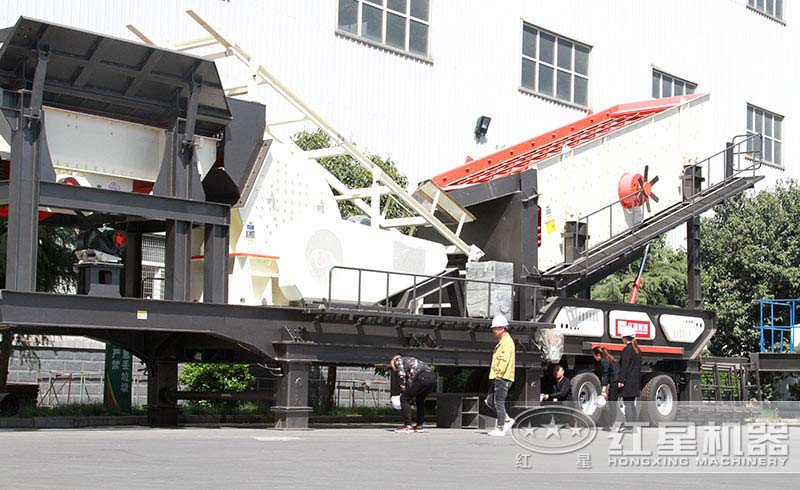 用戶來廠參觀流動磕石機及詢價 用戶來廠參觀流動磕石機及詢價