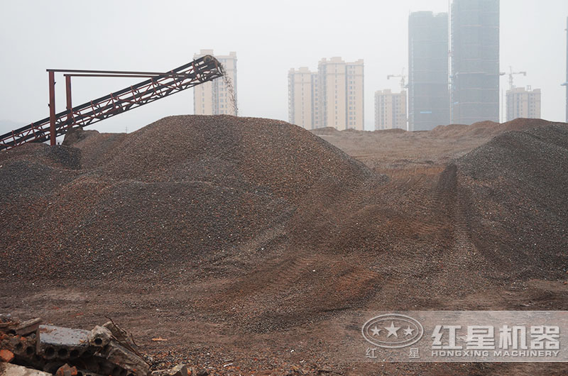 經建筑垃圾破碎機處理后的骨料 經建筑垃圾破碎機處理后的骨料