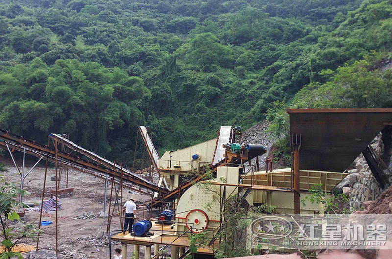 重錘破設備作業加工現場 重錘破設備作業加工現場