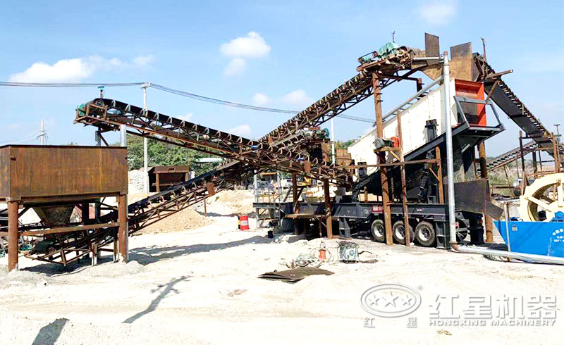 可移動的人造沙子機器作業現場 可移動的人造沙子機器作業現場