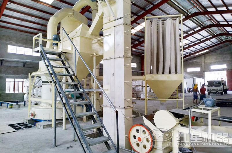 雷蒙磨粉機作業現場 雷蒙磨粉機作業現場