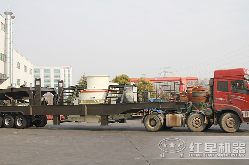 即將開往沙廠的車載移動打沙機 即將開往沙廠的車載移動打沙機