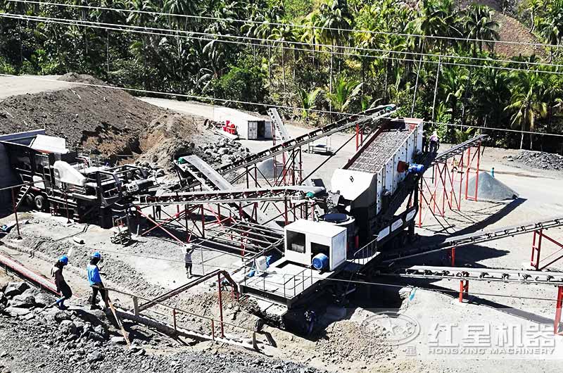 菲律賓二合一移動顎式圓錐破一體機生產現場 菲律賓二合一移動顎式圓錐破一體機生產現場