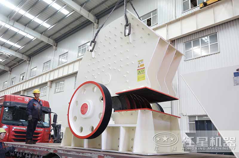 重錘式廢玻璃粉碎機裝車發貨 重錘式廢玻璃粉碎機裝車發貨