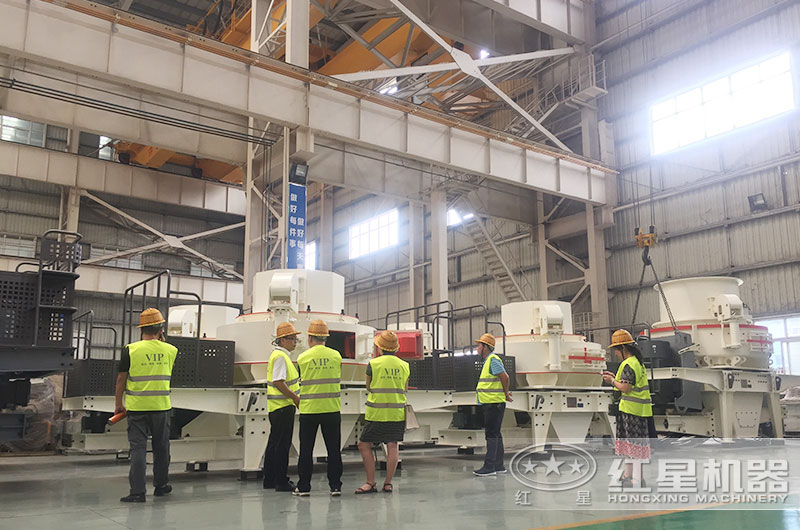山西多個用戶來廠參觀考察打砂機 山西多個用戶來廠參觀考察打砂機