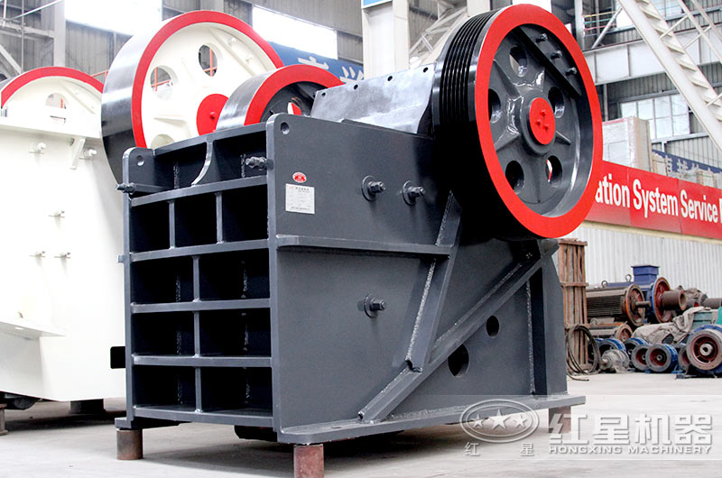 日產1萬噸的石頭破碎機規格型號有哪些？