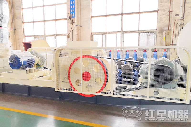 對輥破破碎機生產車間 對輥破破碎機生產車間