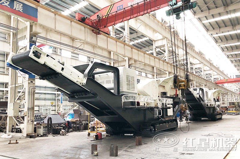 小型移動碎石機生產車間 小型移動碎石機生產車間