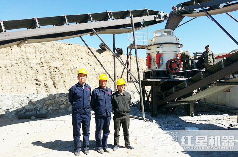 硬巖石子破碎生產客戶現場 硬巖石子破碎生產客戶現場