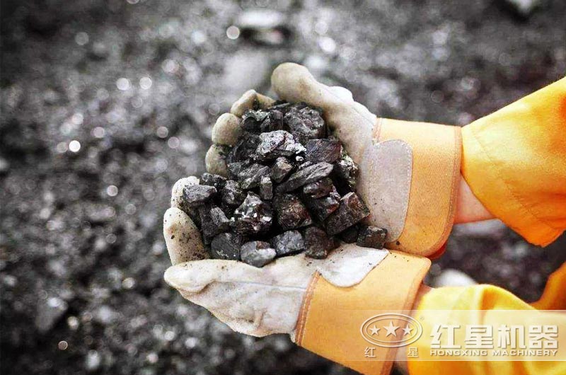 破碎鐵礦石選用哪種破碎機好？（時產要求在100-300噸 ）